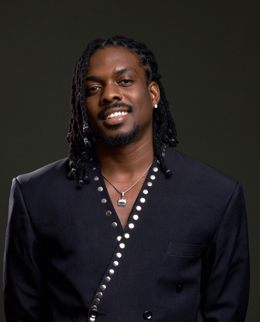 Ken Nwadiogbu artist bio png