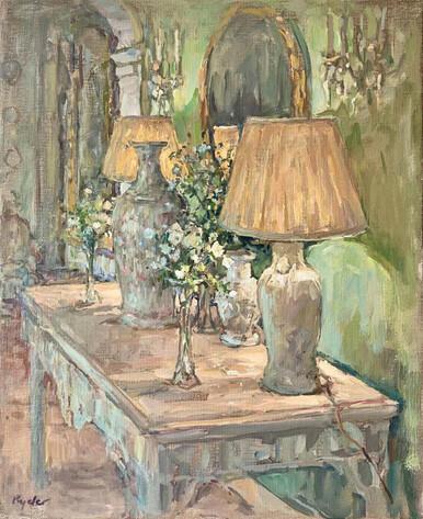 304 - White Lamps and Flowers