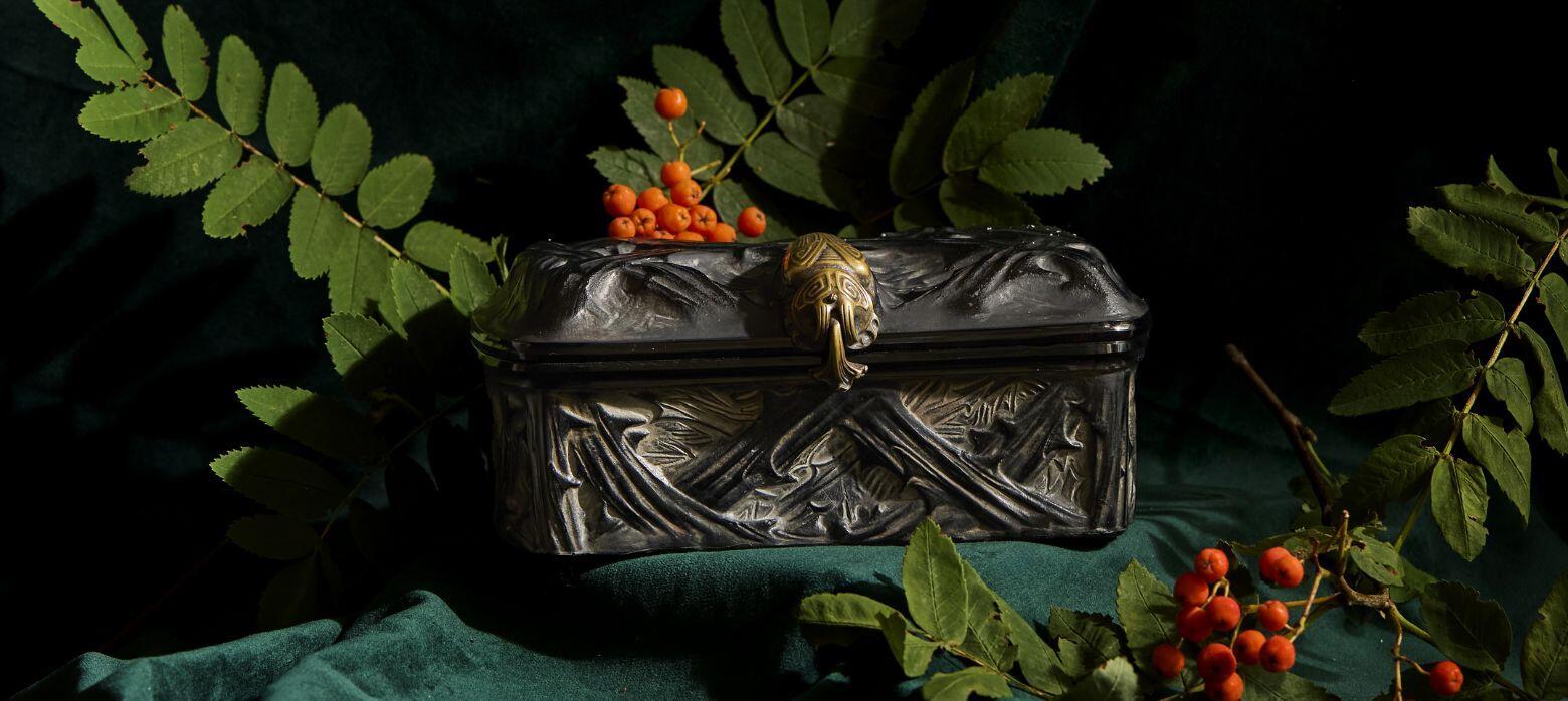 Vintage box with foliage 